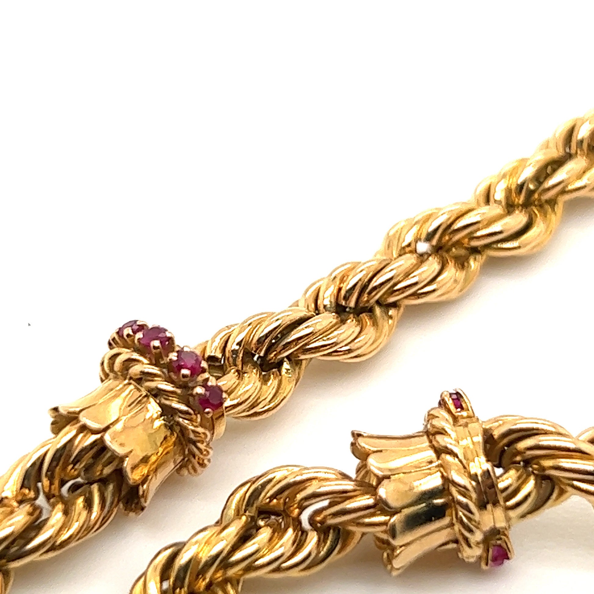 Lacloche Freres Paris 1950s 18KT Yellow Gold Diamond & Ruby Necklace close-up details