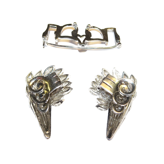 1930s Platinum Diamond Brooch back