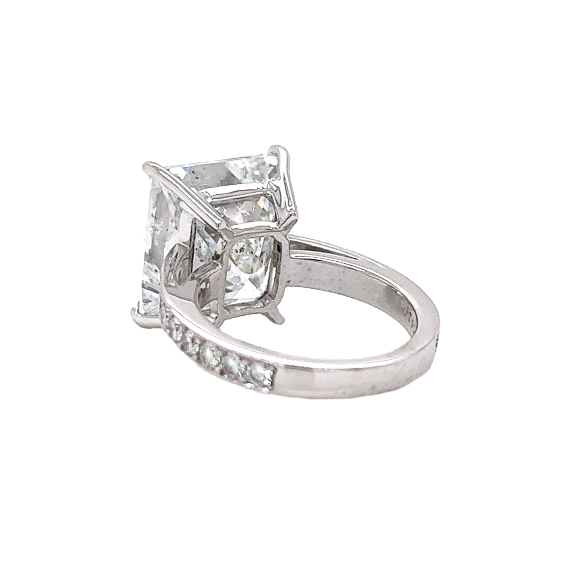 Post-1980s Platinum Diamond Ring back