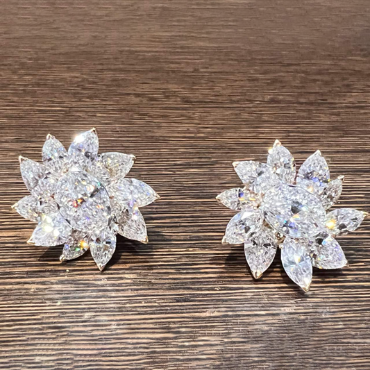 Post-1980s 18KT Yellow Gold Diamond Earrings front