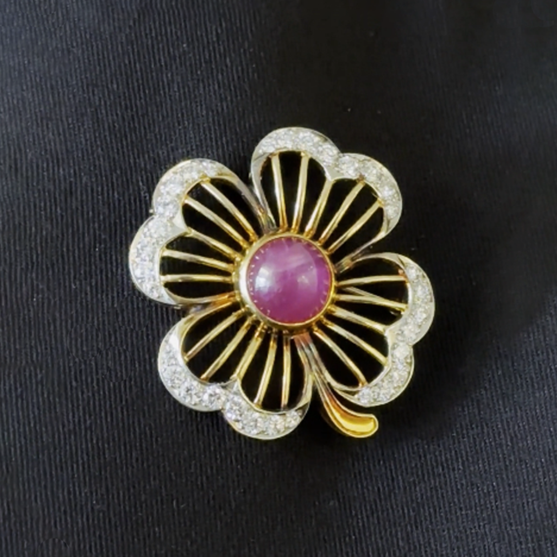 1970s 18KT Yellow Gold Ruby & Diamond Four-Leaf Clover Brooch front