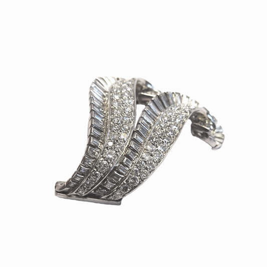 Ghiso 1940s Platinum Diamond Brooch front