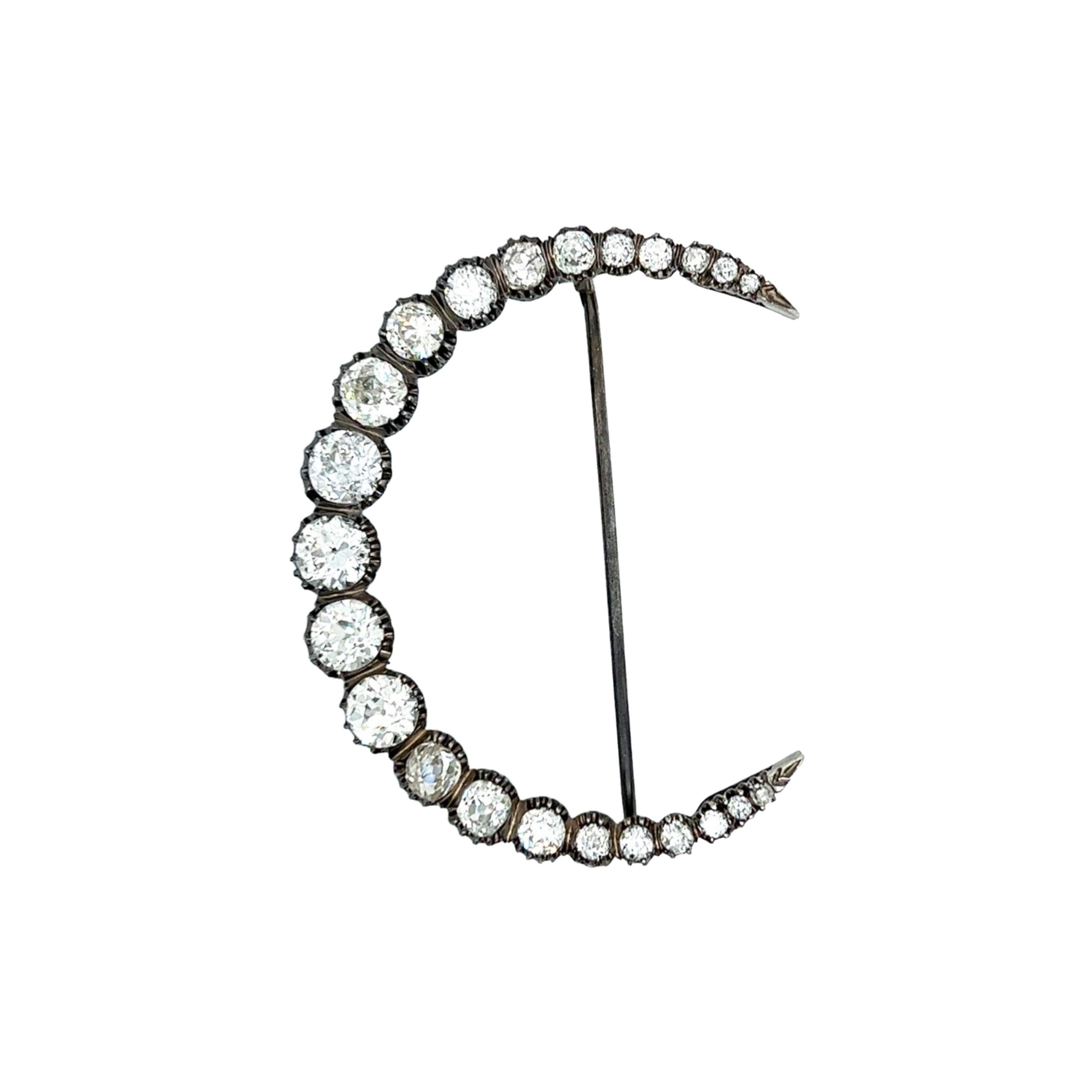 Post-1980s Platinum Diamond Crescent Brooch front