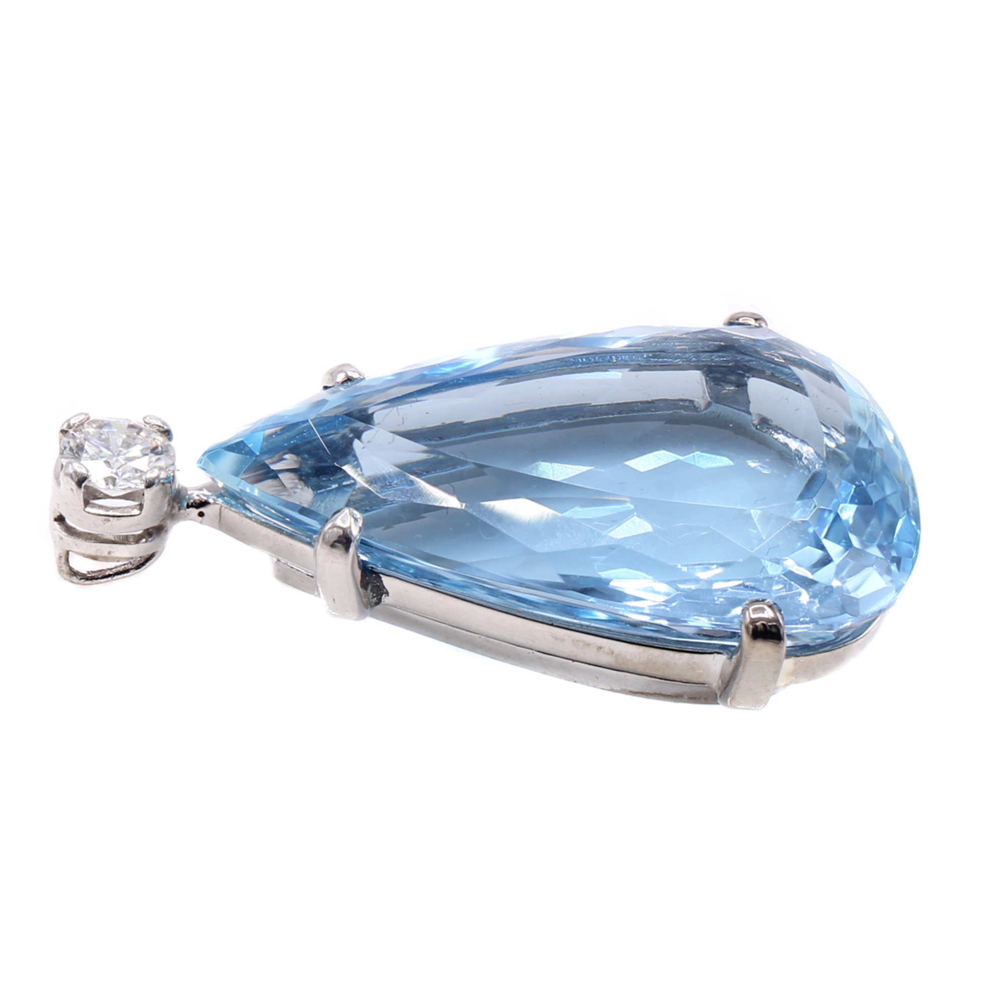 Post-1980s 18KT White Gold Aquamarine & Diamond Pendant side