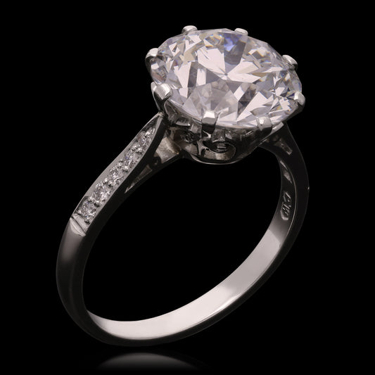 Edwardian Diamond in Modern Platinum Ring top and side