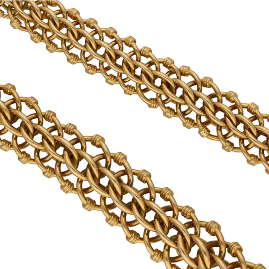 French 1940s 18KT Yellow Gold Necklace close-up chain details