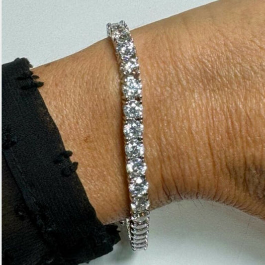 Post-1980s 18KT White Gold Diamond Bracelet on wrist