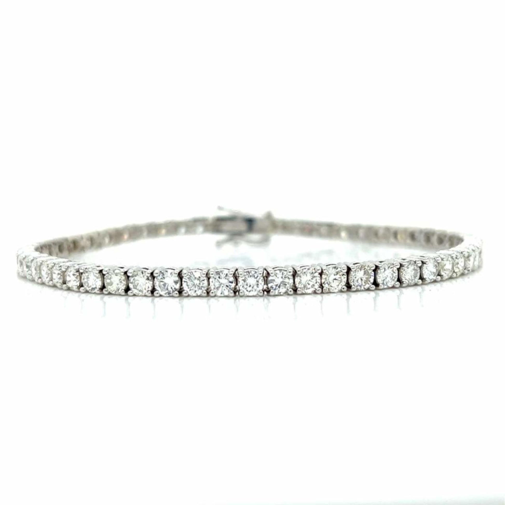 Post-1980s 14KT White Gold Diamond Bracelet front