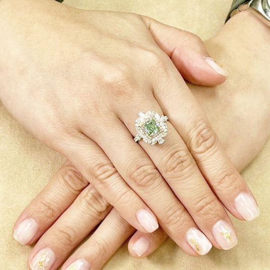 Post-1980s 18KT 1.53ct grayish green Diamond Ring on finger