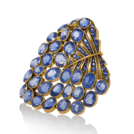 Rene Boivin 1930s 18KT Yellow Gold Sapphire Feuille Brooch side