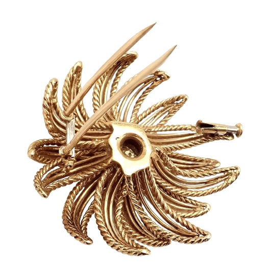 Boucheron Paris 1960s 18KT Yellow Gold Flower Brooch back