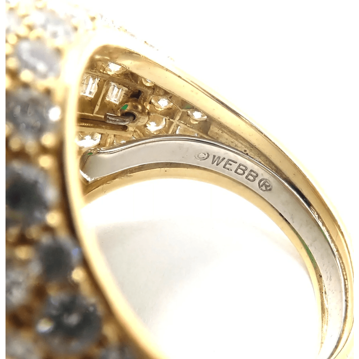 David Webb 1980s 18KT Yellow Gold Diamond & Emerald Ring signature