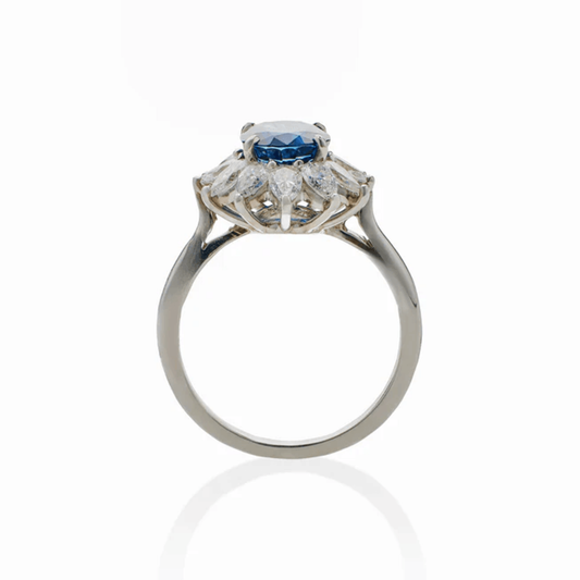 Tiffany & Co. 1980s Platinum Sapphire & Diamond Ring profile