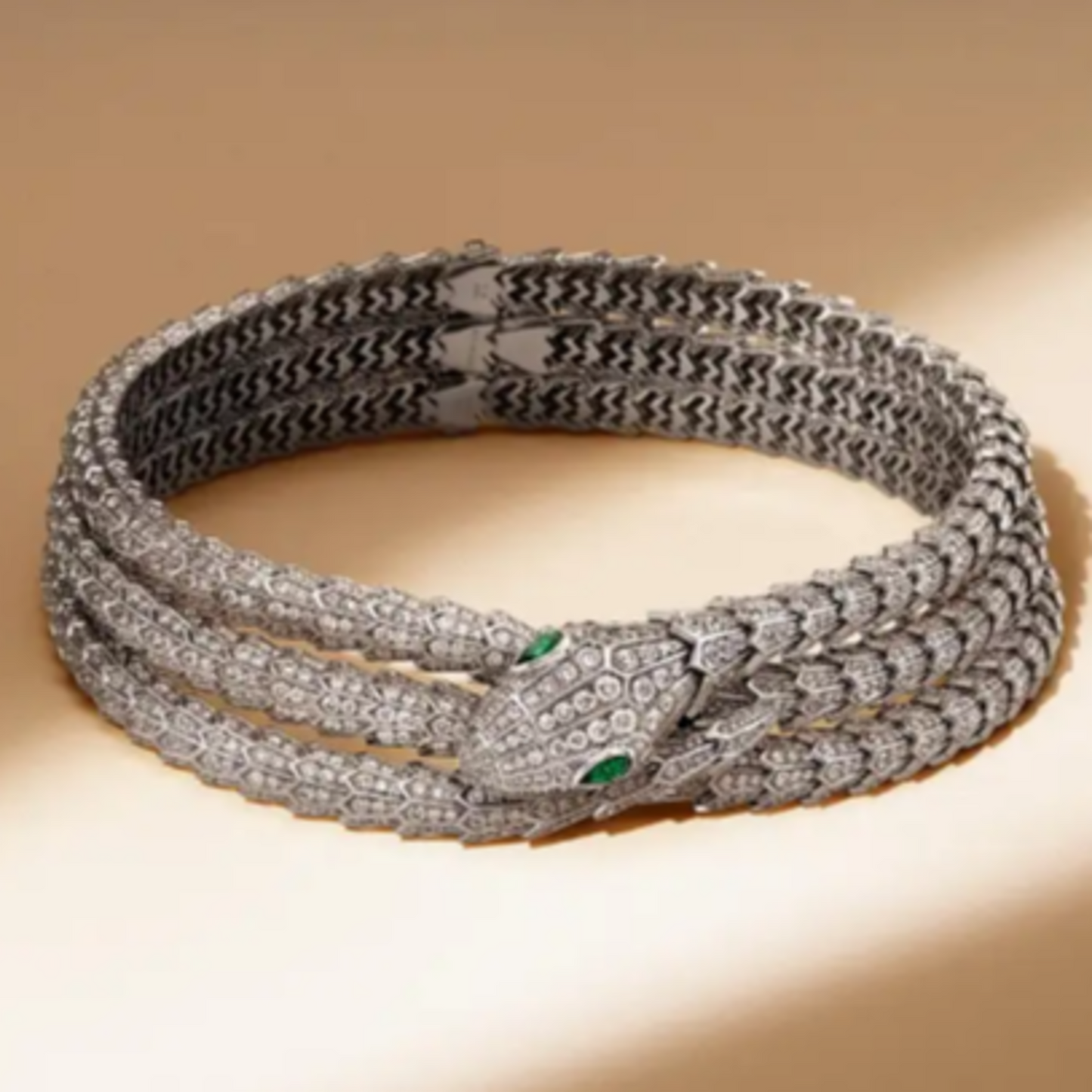 Bulgari Post-1980s 18KT White Gold Diamond & Emerald Serpenti Necklace front