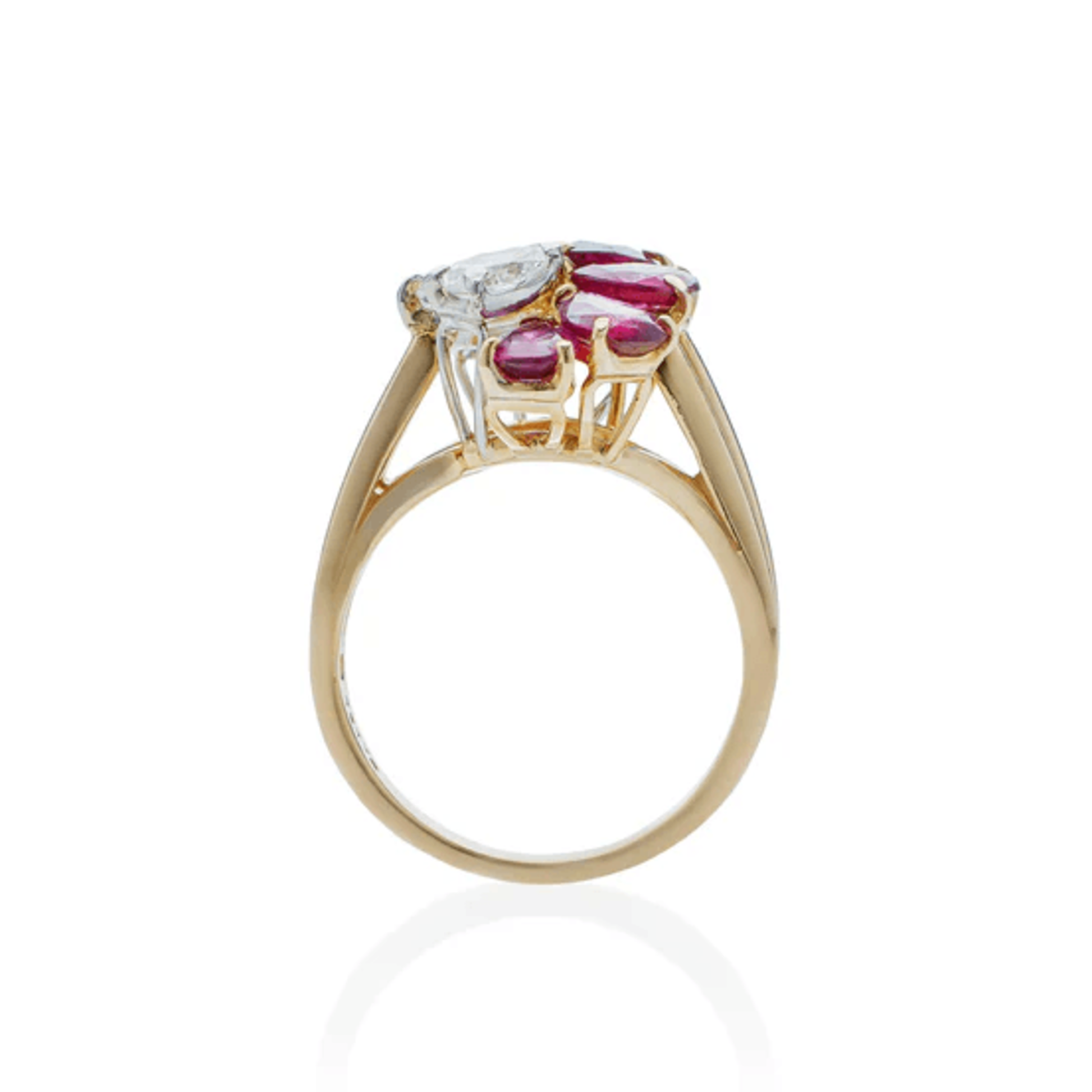 Oscar Heyman Bros 1970s Platinum & 18KT Yellow Gold Diamond & Ruby Ring profile