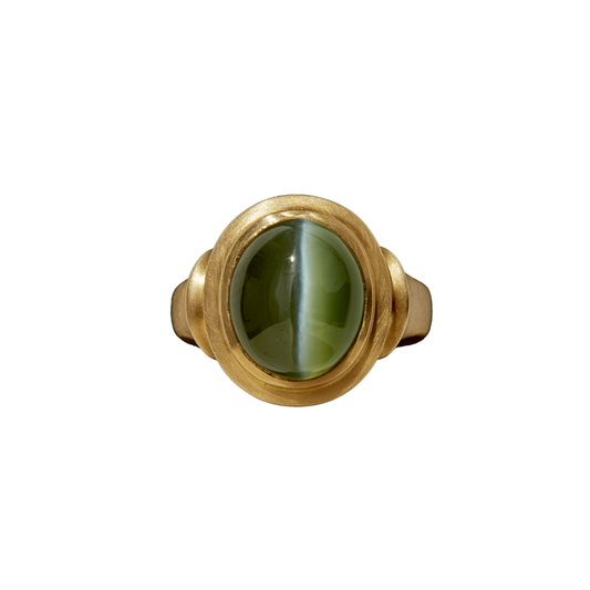 Post-1980s 18KT Yellow Gold Nephrite Jade & Diamond Ring front