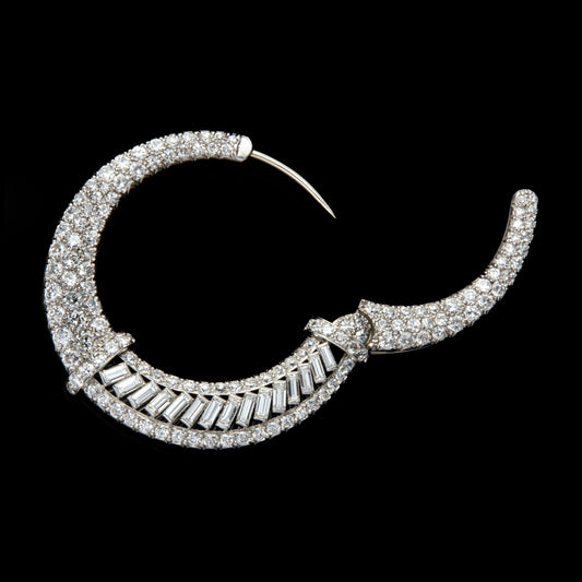 French 1930s Platinum Diamond Brooch front