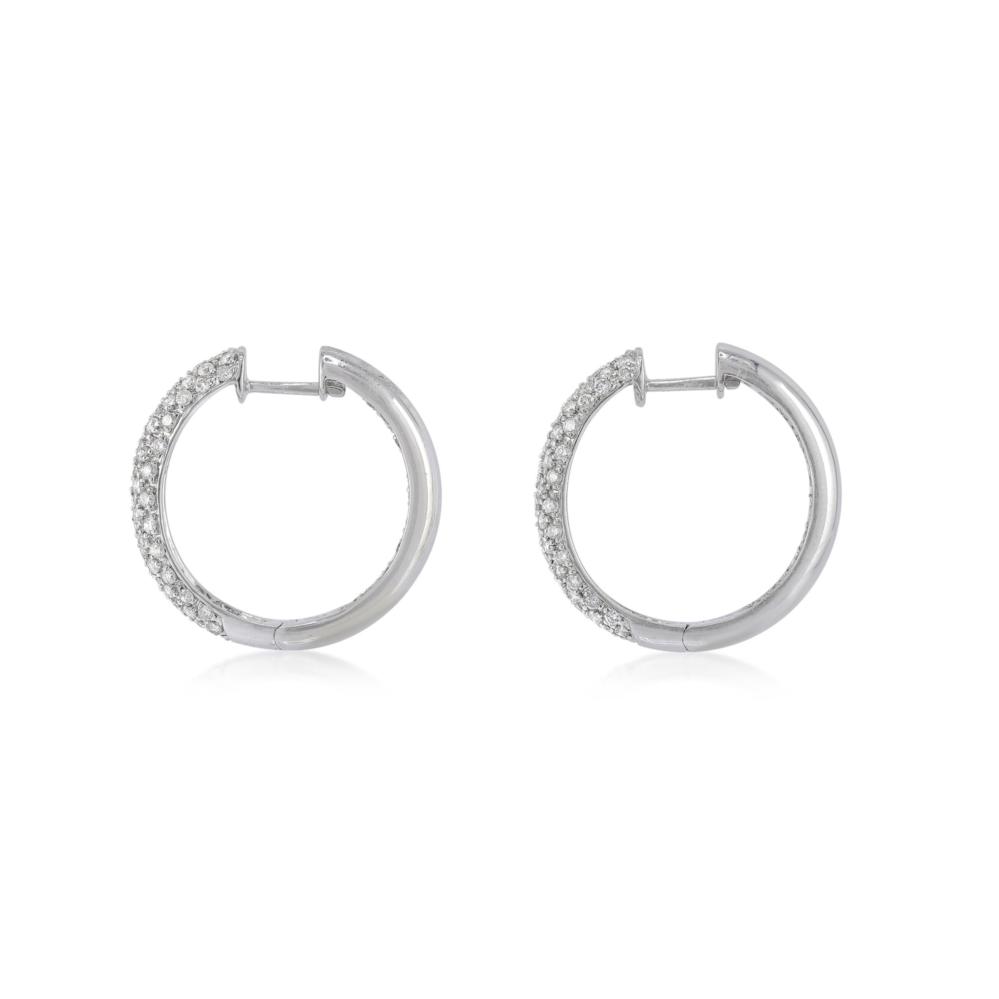 Post-1980s 18KT White Gold Diamond Earrings profile