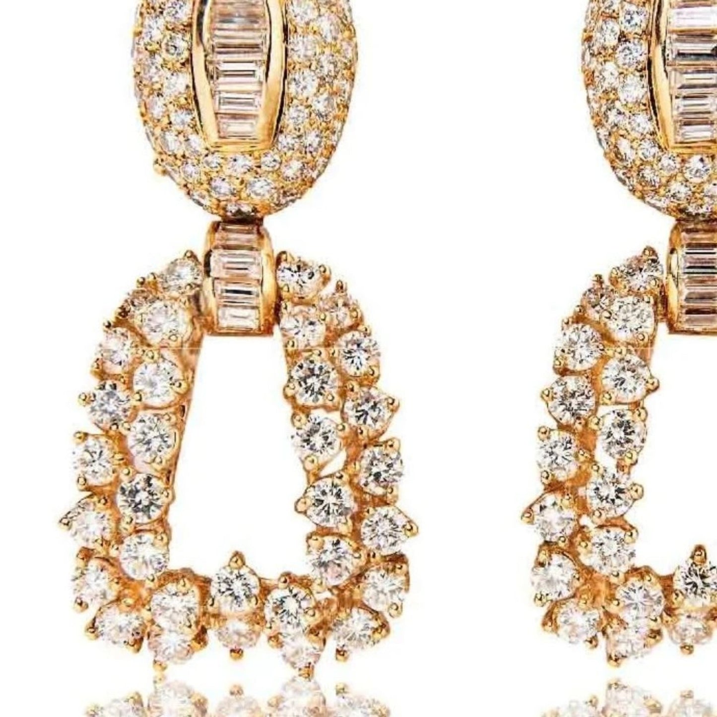 Boucheron French 1970s 18KT Yellow Gold Diamond Earrings close-up details