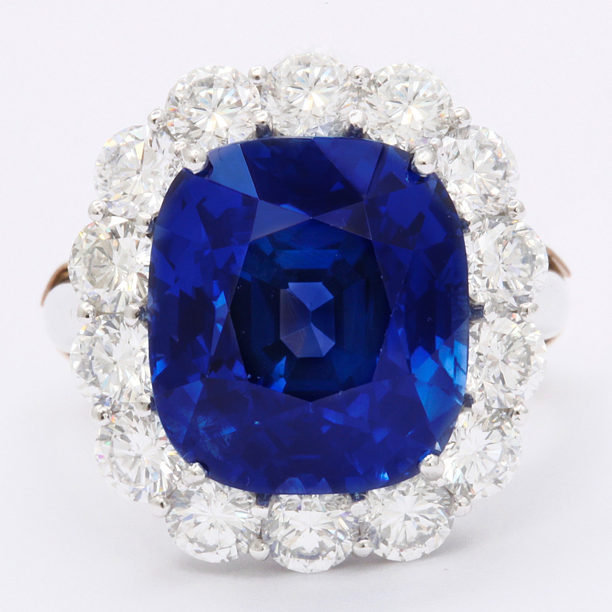 Post-1980s Platinum Sapphire & Diamond Ring front