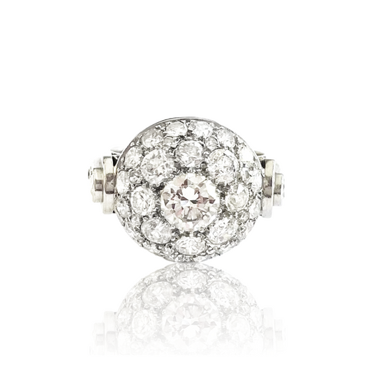French 1940s Platinum Diamond Ring front