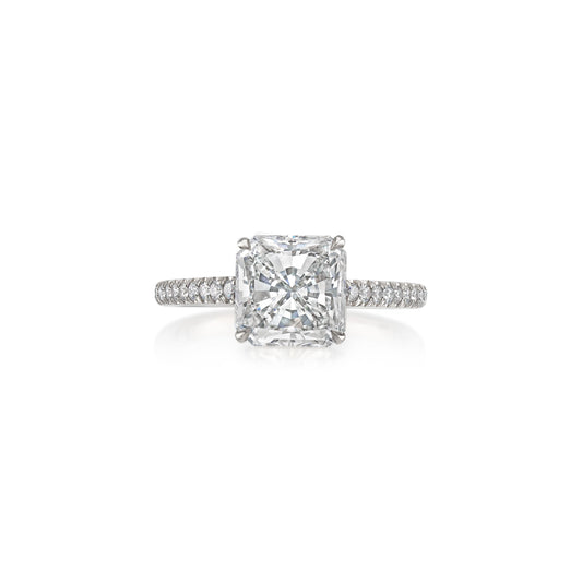 Post-1980s Platinum Diamond Ring front
