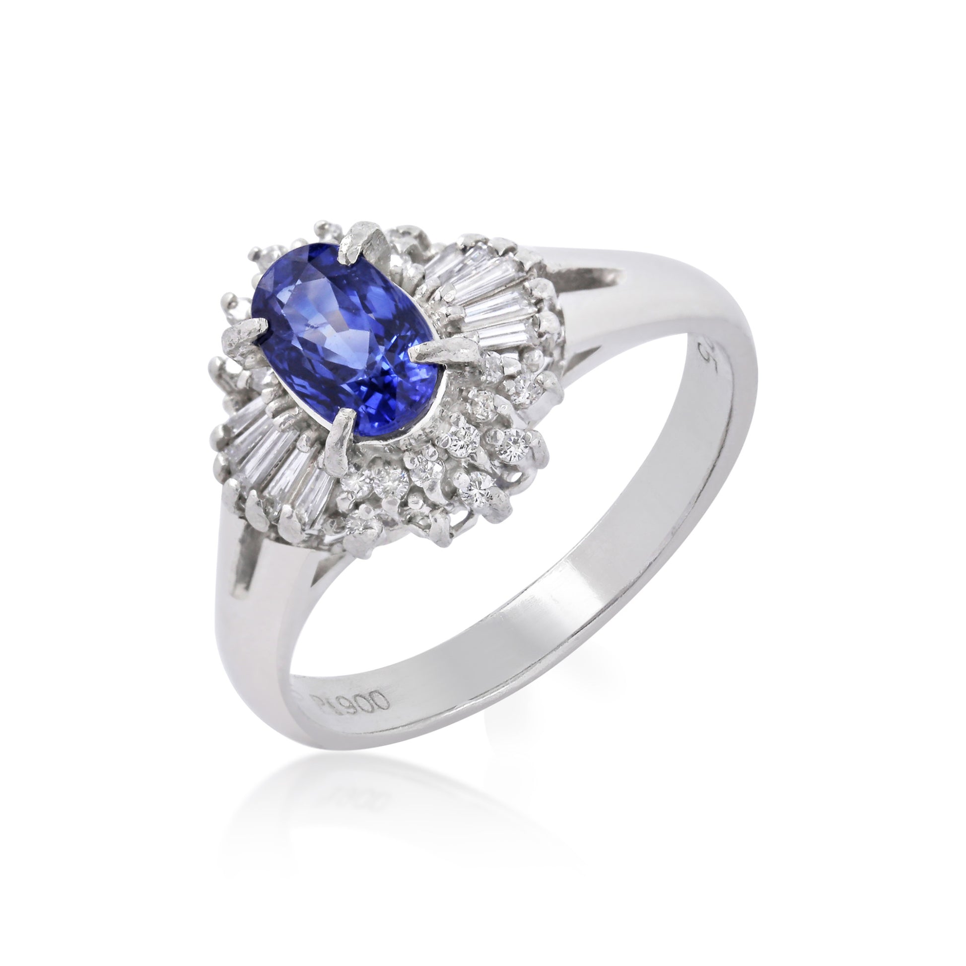 Post-1980s Platinum Sapphire & Diamond Ring front