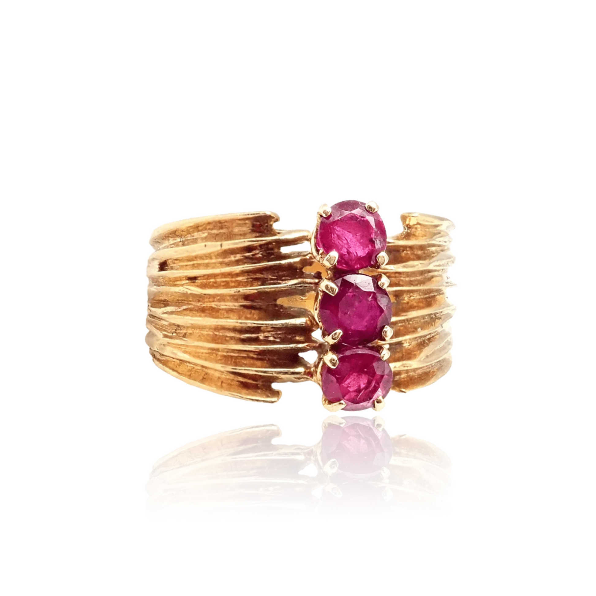 Cartier Paris 1980s 18KT Yellow Gold Ruby Ring front