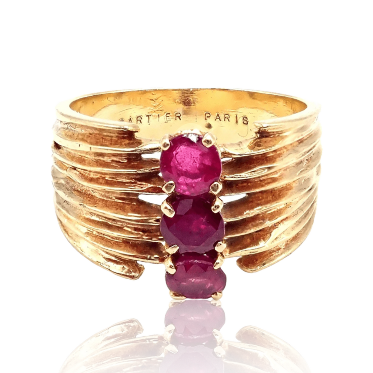 Cartier Paris 1980s 18KT Yellow Gold Ruby Ring signature