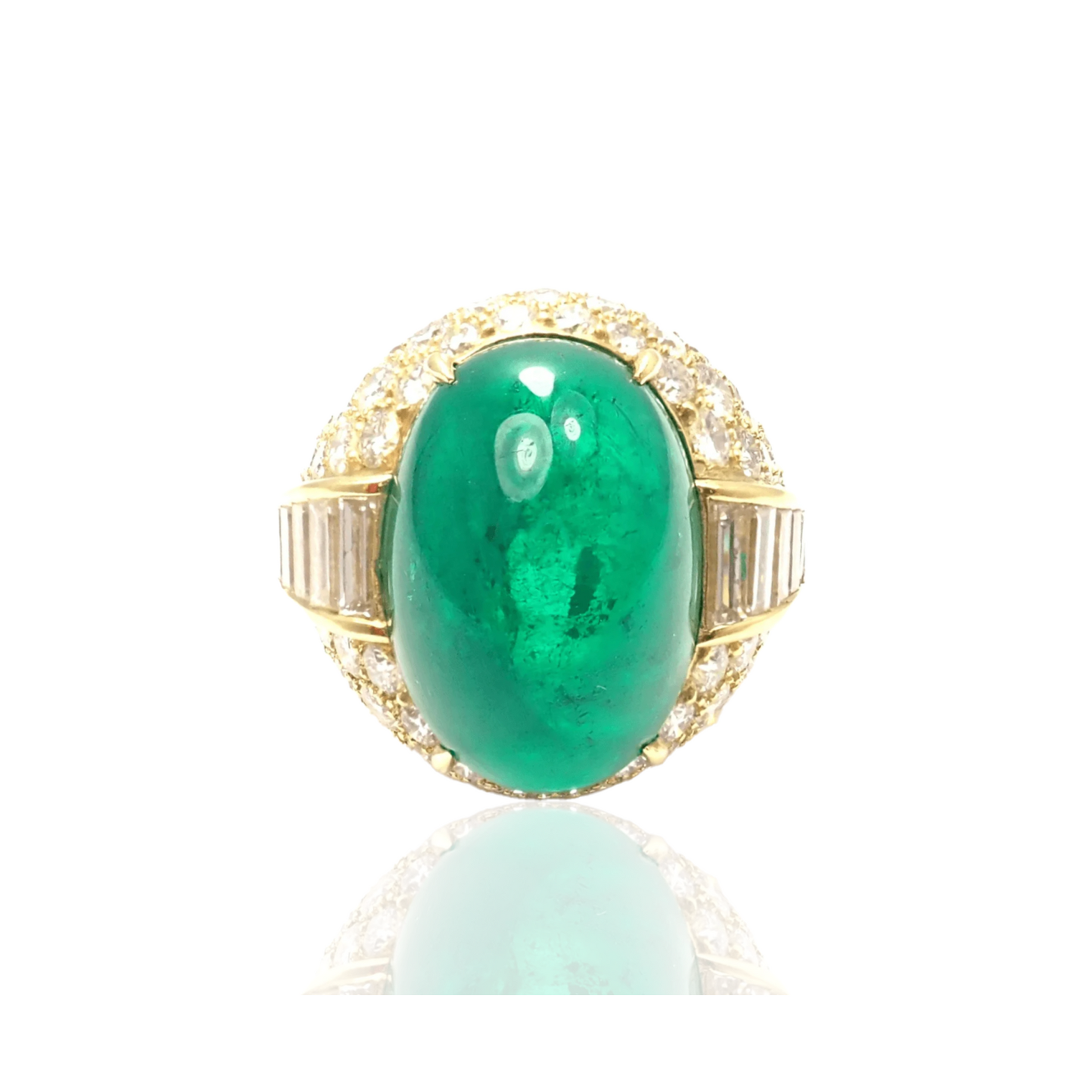 David Webb 1980s 18KT Yellow Gold Diamond & Emerald Ring front