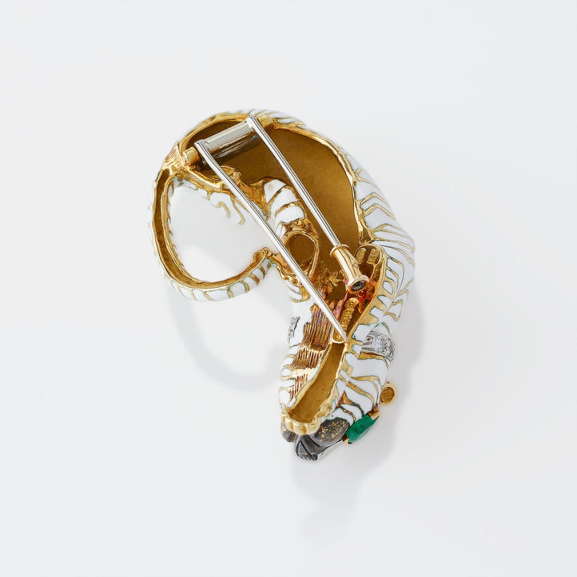 David Webb New York 1960s Platinum & 18KT Yellow Gold Diamond, Emerald & Enamel Tiger Brooch back