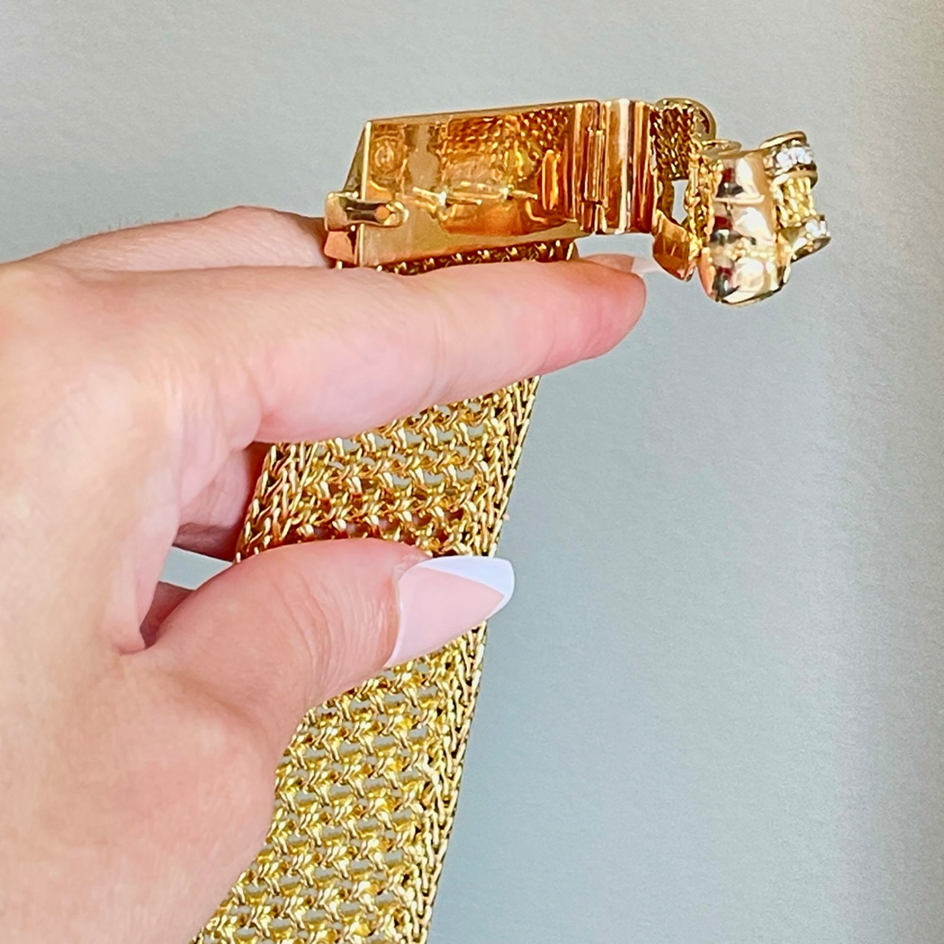 Retro 18KT Yellow Gold Diamond Belt Bracelet clasp