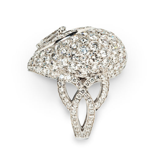 Lawrence Graff Retro 18KT White Gold Diamond Ring side