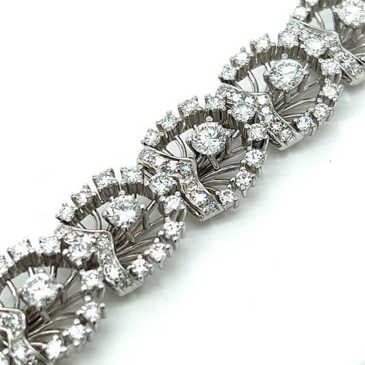 1950s 18KT White Gold Diamond Bracelet close-up details front