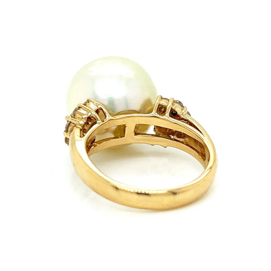 Post-1980s 18KT Yellow Gold Pearl & Diamond Ring back