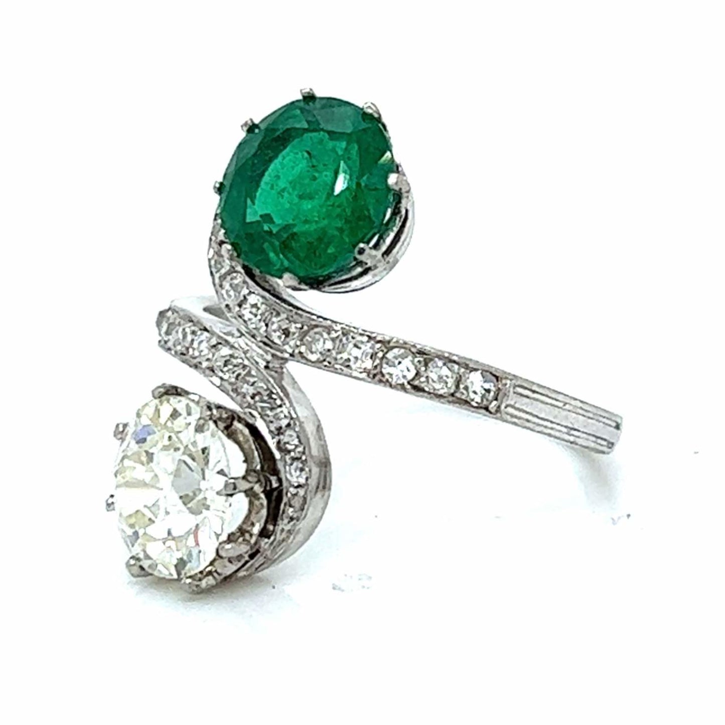 Art Deco 18KT White Gold & Platinum Diamond & Emerald Ring side