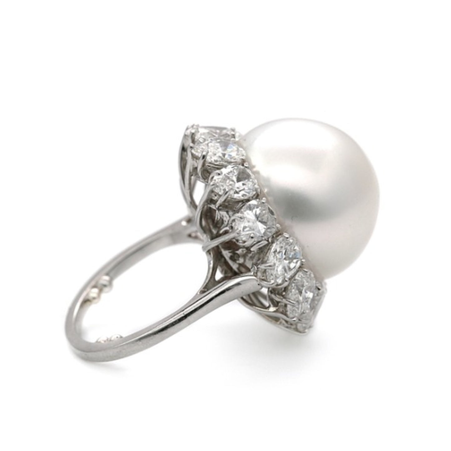 1980s Platinum Cultured Pearl & Diamond Ring side