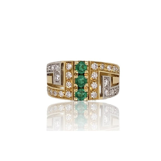 1980s 18KT Yellow Gold Diamond & Emerald Ring front