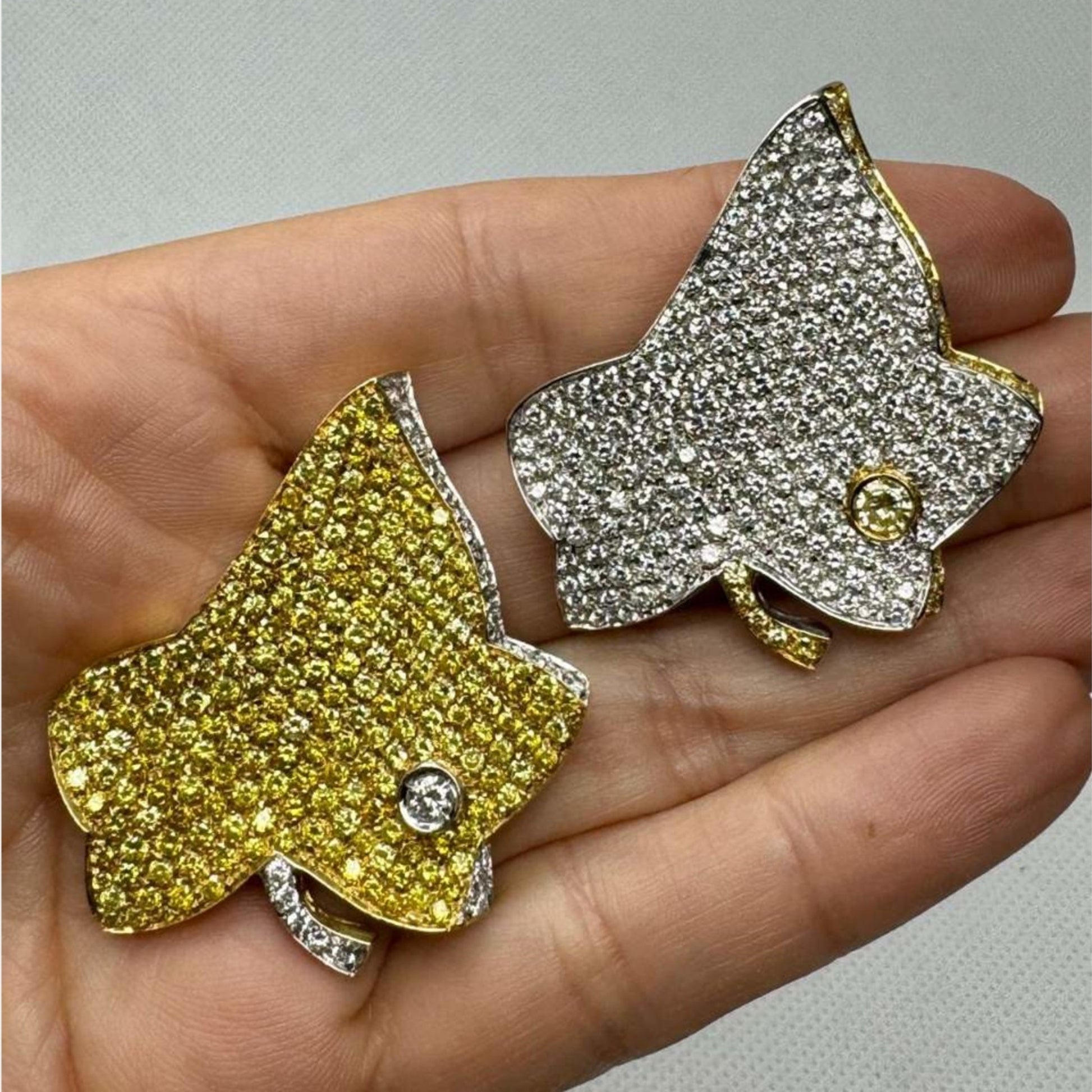 Post-1980s 18KT White & Yellow Gold Diamond Leaf Brooches front