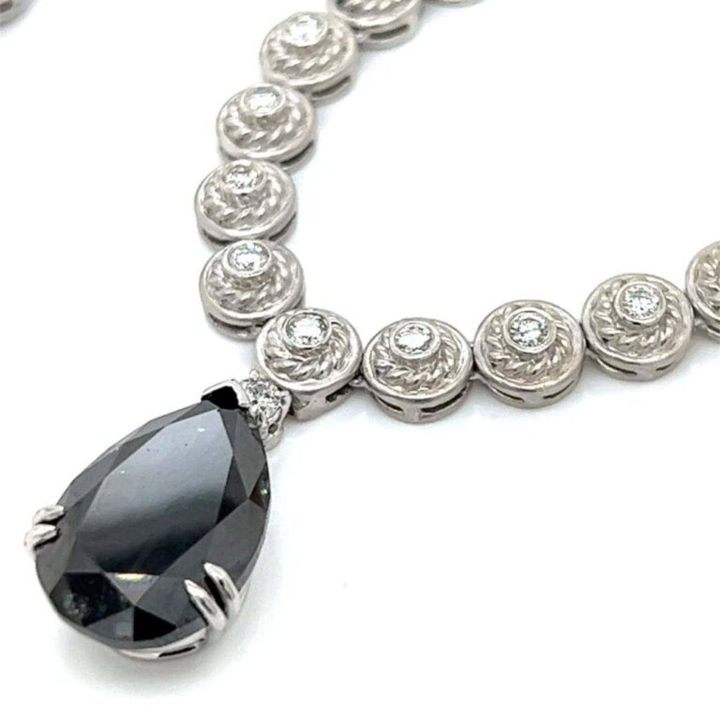 Judith Ripka 1980s 18KT White Gold Diamond Necklace side