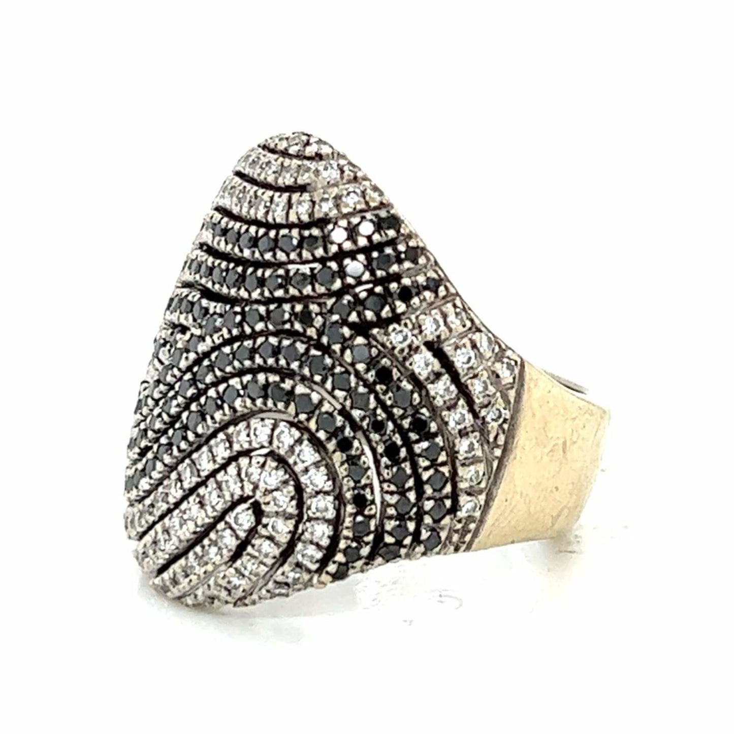 1970s 18KT White Gold Black & White Diamond Ring side