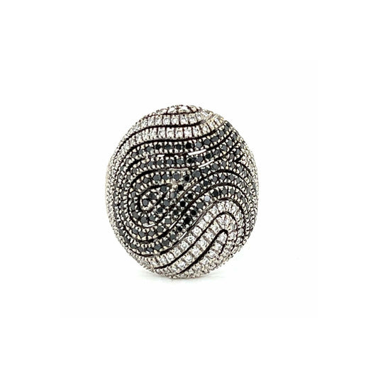 1970s 18KT White Gold Black & White Diamond Ring front