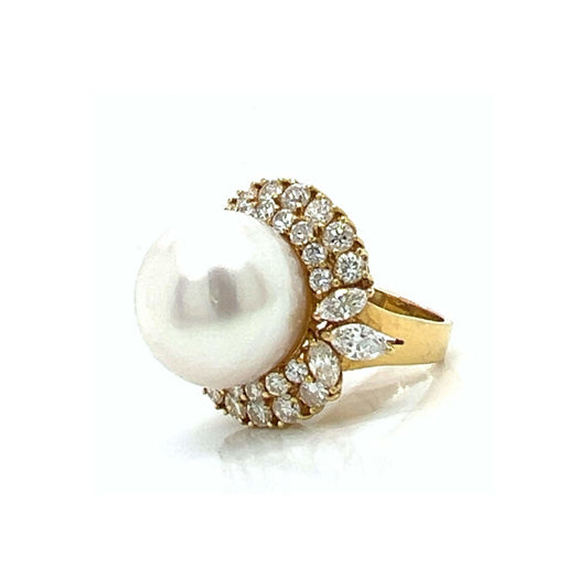 1980s 18KT Yellow Gold Cultured Pearl & Diamond Ring side