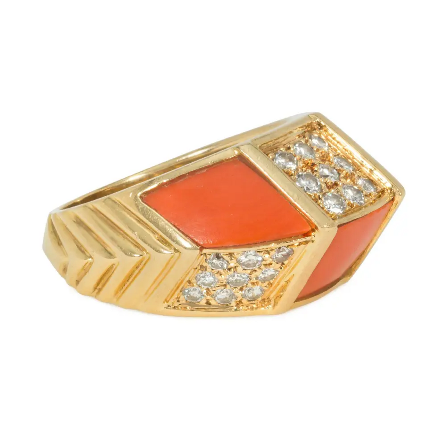 Van Cleef & Arpels Paris 1970s 18KT Yellow Gold Diamond & Coral Ring side