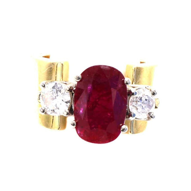 Chanel Paris 1970s 18KT Yellow Gold Ruby & Diamond Ring front