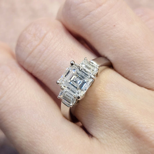 1980s Platinum Diamond Ring on finger