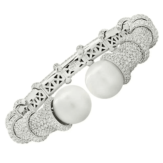 1980s 18KT White Gold Diamond & Cultured Pearl Bracelet front