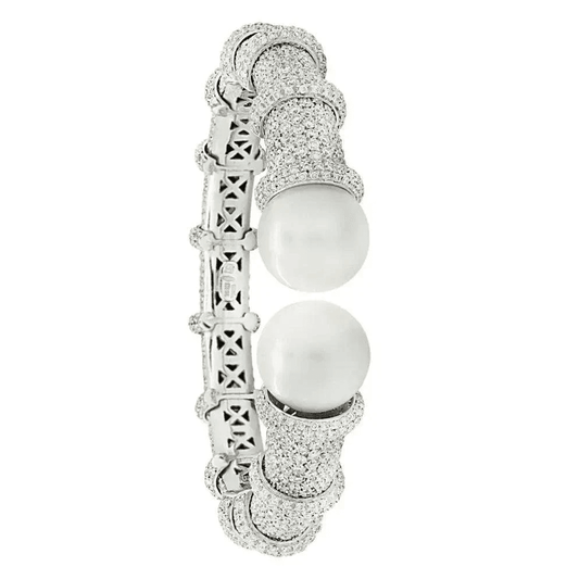 1980s 18KT White Gold Diamond & Cultured Pearl Bracelet front