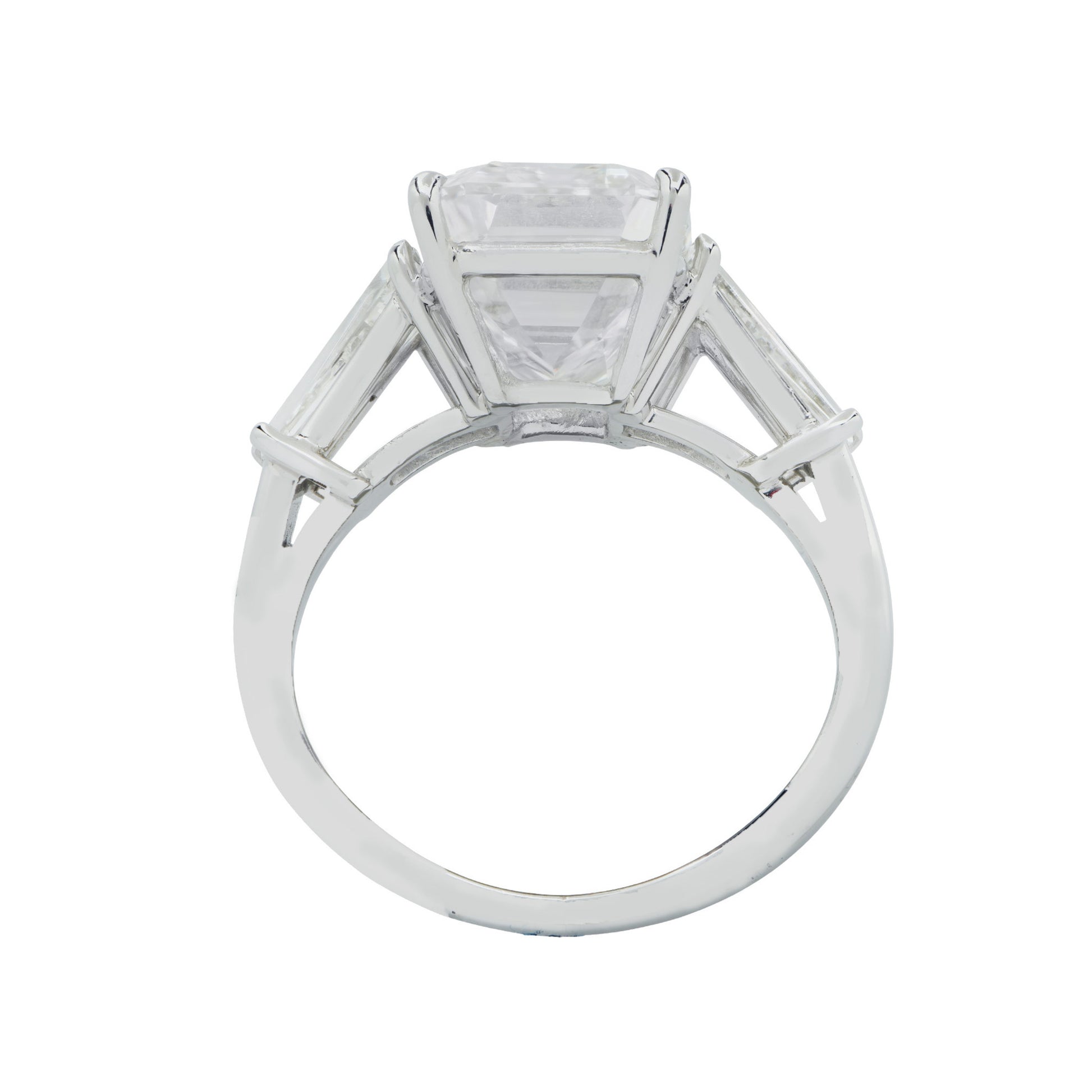Contemporary Platinum Diamond Ring profile