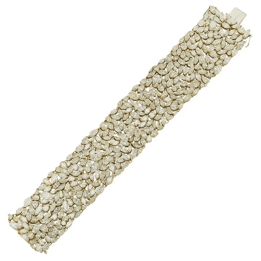 Contemporary 18KT Yellow Gold Diamond Bracelet front